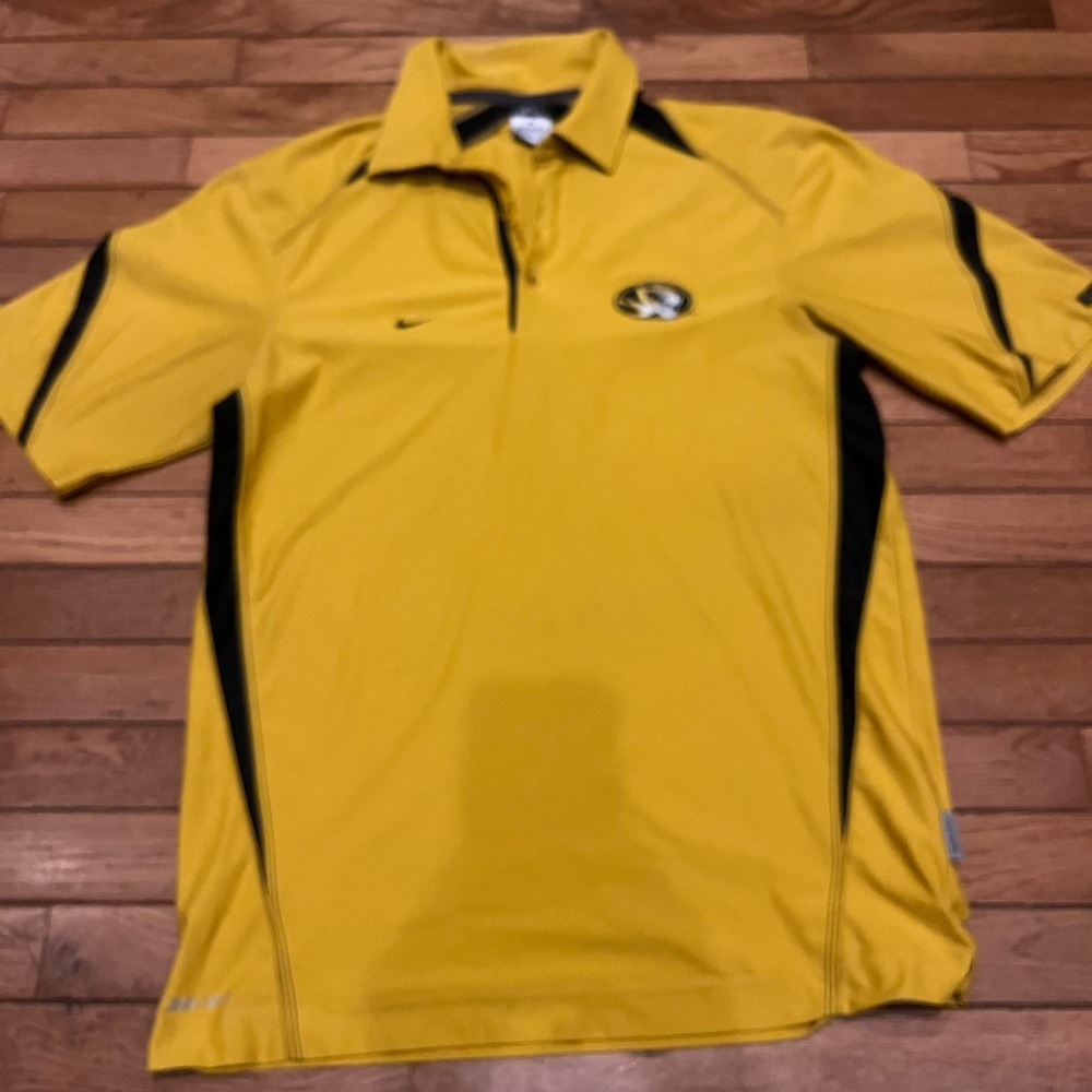 Men’s small Mizzou polo.